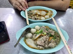 -榮泰米粉湯(Left Shop)