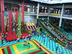 -蒙特利亲子乐园