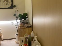 -瑶舍头疗·瑶浴·芳香热石SPA(五洲国际店)