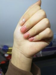 -U mi Nail美甲工作室