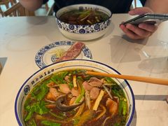 -镇南锅盖面馆(解放路店)