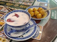 -广信牛奶甜品世家(台东店)