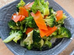 -维吾尔餐厅(宜山路店)