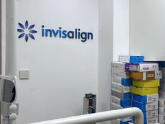 -瑞尔齿科(上海长风大悦城店)