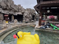 -裕龙汤泉