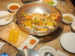 -七欣天香辣蟹火锅(上海银亿滨江店)