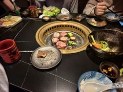 -山川小町·极番烧肉(新地假日广场店)