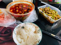 -曾氏肥肠馆(凯瑞雅居店)