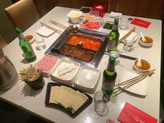 -海底捞火锅鲜切牛肉主题店(长寿路店)