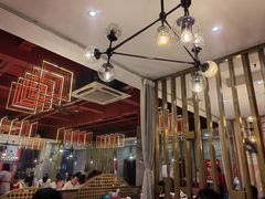 -肥肥虾庄·金牌油焖大虾(汉口城市广场店)