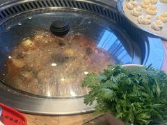 -山里屯铁锅炖·东北菜(康桥店)