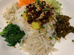 大理卤鸡凉米线-泓0871臻选云南菜·味庄