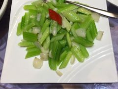 西芹百合-大方圆酒楼(西门大街店)