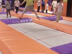 -Tenker Club弹刻极限主题公园 · 蹦床 · 团建 · 生日派对(大关店)