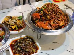 -凤凰路何眼镜香辣蟹(花果园店)