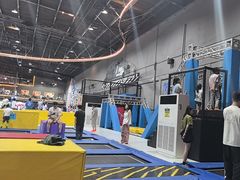 -超时空蹦床团建·VR潮玩运动娱乐·生日派对游乐园(金桥店)