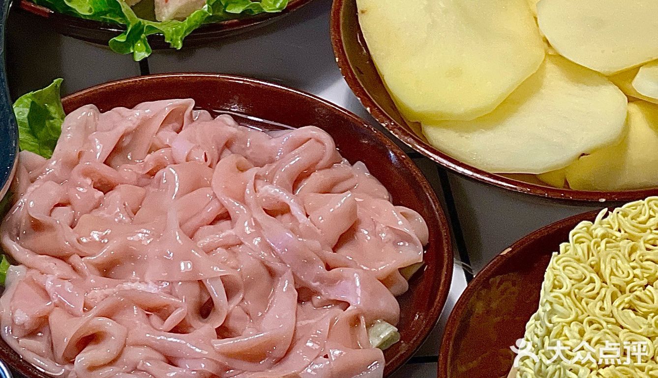 在深圳·居民楼下🦁体会了一把重庆人的松弛感！