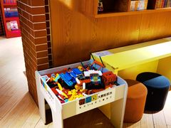-新华书店(永安路店)