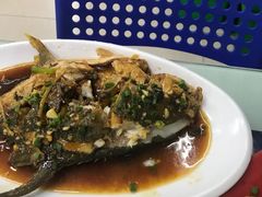 -小辣妹川味海鲜加工店(第一市场椰风巷店)