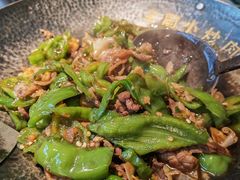 -费大厨辣椒炒肉(黄兴中心广场店)