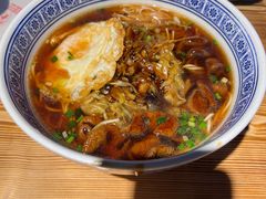 -沪西老弄堂面馆(定西路店)