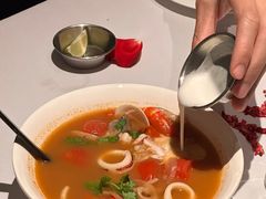 -静香HOUSE·全时段融合餐厅(七星欢乐颂店)
