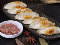 -东方饺子王精致餐厅(东盛路店)