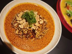 -麻六记(凤凰汇店)