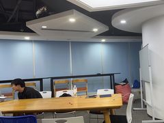-新航道雅思托福·留学·考研培训(人民广场校区)