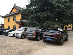 -吴兴寺