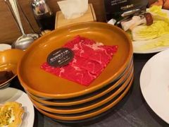 -牛YO寿喜烧·铁板烧和牛火锅自助(市府恒隆店)