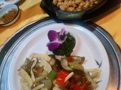 -东方之猪四更烤乳猪(金垦总店)
