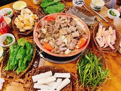 -阿婆情腊排骨火锅(饮玉巷店)