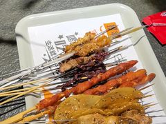 -三兄弟灰太狼烧烤.龙虾烤鱼(上海交大店)