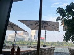 -MONICH牛排融合餐厅(和义大道购物中心店)