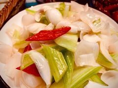 -一个勺子新疆锡伯主题私房菜(红墙巷49号院店)