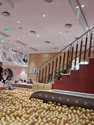 -奈尔宝家庭中心·亲子餐厅(前滩店)