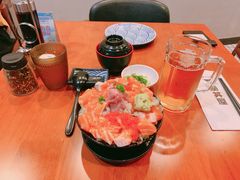 三文鱼火山丼-魔丼屋(日月光店)