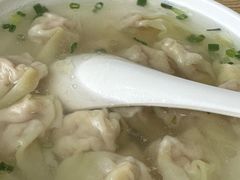 -珊珊小笼馆(仙霞路店)