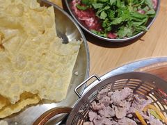 -洱火云南酸菜牛肉火锅(石景山当代商城店)