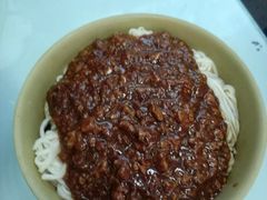 炸酱面-食惠里小笼包面馆(越秀店)