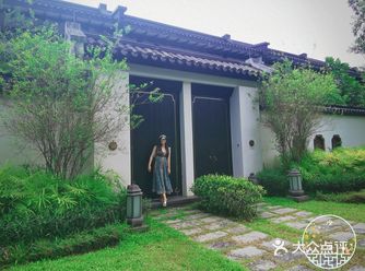 曲径通幽处， 禅房花木深