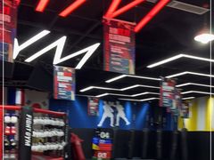-成杰格斗·拳击·柔术·防身术(建设路店)