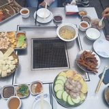 金实这条街全是好吃的，但是每次来就看到他家人最多