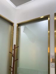 -苗医生专业祛痘·皮肤管理