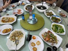-双月饭店·20年老字号(新村店)