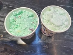 开心果扁桃仁口味-芭斯罗缤31冰淇淋(BHG MALL上地店)