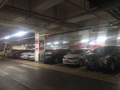-万象城-停车场