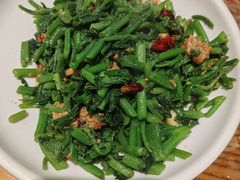 -黄泥岗·地道湖北菜(奥特莱斯店)