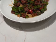 -百联临沂购物中心(临沂路店)